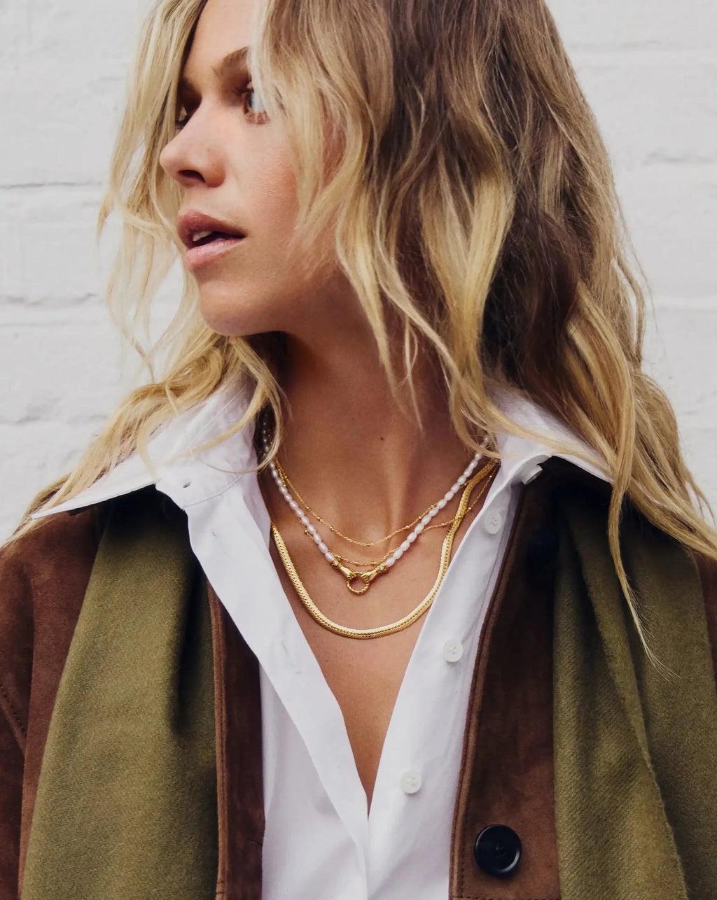 Harris Reed In Good Hands Pearl Pendant Necklace | Gold